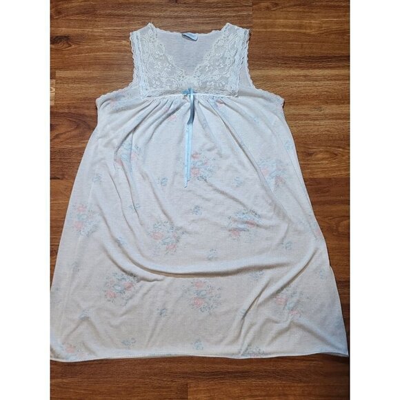 lorraine Other - Vintage‎ Lorraine Lace Blue Floral Nightgown Size M?